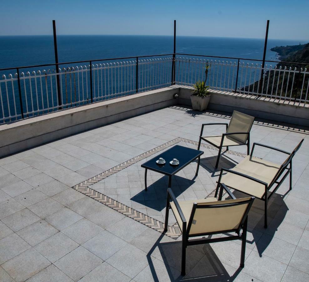 La Timpa Villa Acireale Eksteriør bilde